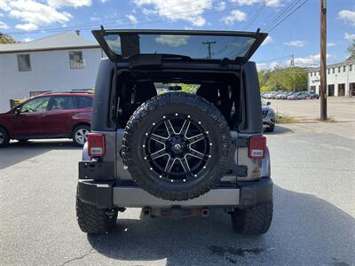 2018 Jeep Wrangler JK Unlimited Sahara   - Photo 10 - Acton, MA 01720