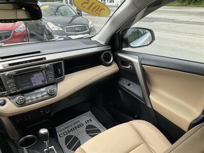 2015 Toyota RAV4 Limited - Photo 18 - Acton, MA 01720