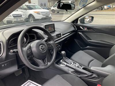 2015 Mazda Mazda3 i Sport   - Photo 16 - Acton, MA 01720
