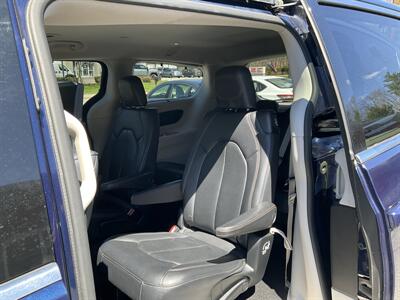2017 Chrysler Pacifica Touring-L Plus   - Photo 15 - Acton, MA 01720