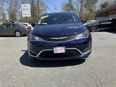2017 Chrysler Pacifica Touring-L Plus   - Photo 2 - Acton, MA 01720