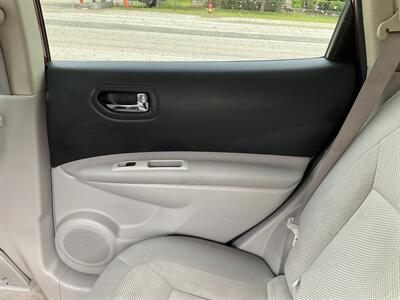 2015 Nissan Rogue Select S   - Photo 16 - Acton, MA 01720