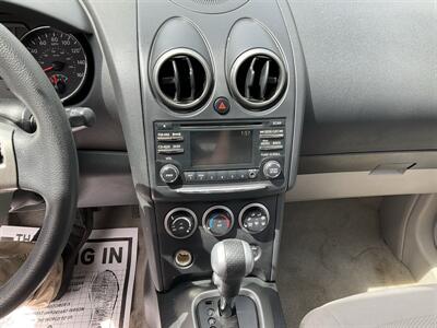 2015 Nissan Rogue Select S   - Photo 29 - Acton, MA 01720