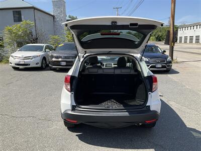 2016 Honda HR-V EX-L w/Navi - Photo 12 - Acton, MA 01720
