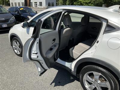 2016 Honda HR-V EX-L w/Navi - Photo 15 - Acton, MA 01720
