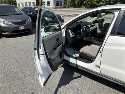 2016 Honda HR-V EX-L w/Navi - Photo 21 - Acton, MA 01720
