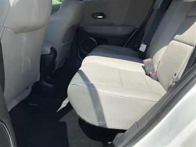 2016 Honda HR-V EX-L w/Navi - Photo 16 - Acton, MA 01720