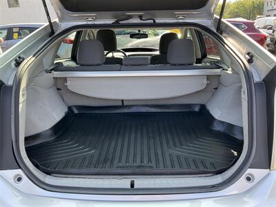 2013 Toyota Prius Two   - Photo 10 - Acton, MA 01720
