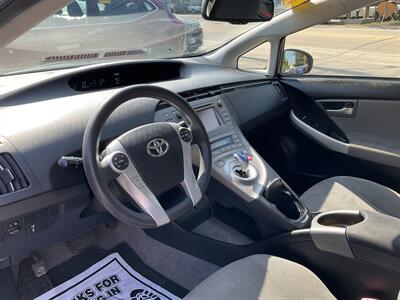 2013 Toyota Prius Two   - Photo 16 - Acton, MA 01720
