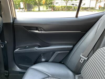2020 Toyota Camry SE - Photo 15 - Acton, MA 01720