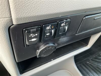 2015 Toyota Sienna XLE Premium 7-Passenger - Photo 23 - Acton, MA 01720