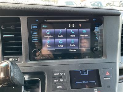 2015 Toyota Sienna XLE Premium 7-Passenger - Photo 20 - Acton, MA 01720