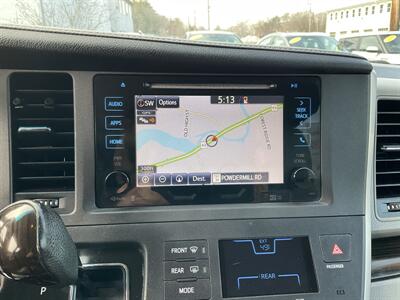 2015 Toyota Sienna XLE Premium 7-Passenger - Photo 21 - Acton, MA 01720