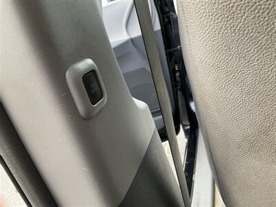 2015 Toyota Sienna XLE Premium 7-Passenger - Photo 18 - Acton, MA 01720