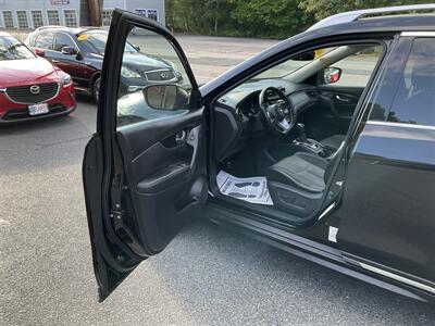 2018 Nissan Rogue SL   - Photo 21 - Acton, MA 01720