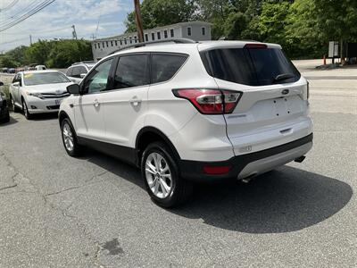2017 Ford Escape SE - Photo 7 - Acton, MA 01720