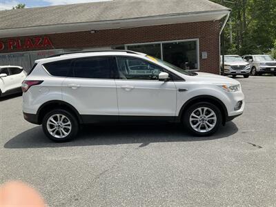 2017 Ford Escape SE - Photo 4 - Acton, MA 01720