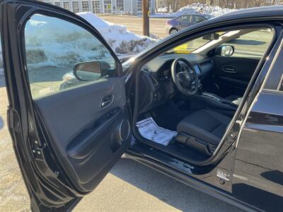 2019 Honda HR-V EX   - Photo 18 - Acton, MA 01720