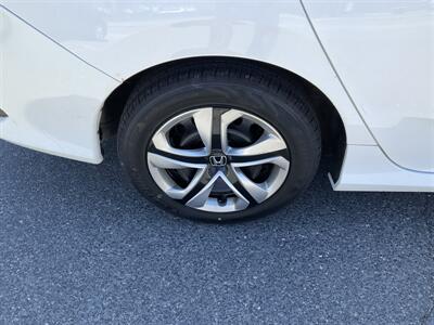 2017 Honda Civic LX   - Photo 11 - Acton, MA 01720