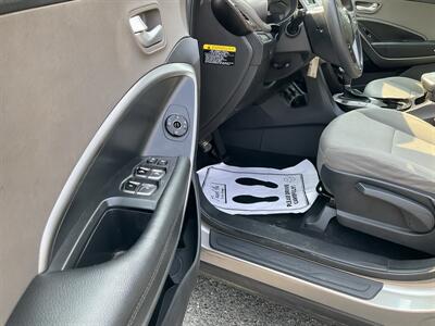 2017 Hyundai SANTA FE Sport 2.4L - Photo 22 - Acton, MA 01720