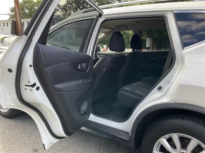 2019 Nissan Rogue SV   - Photo 14 - Acton, MA 01720