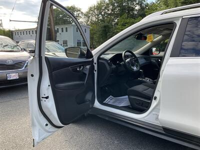 2019 Nissan Rogue SV   - Photo 19 - Acton, MA 01720