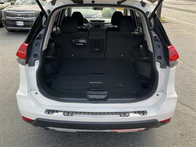 2019 Nissan Rogue SV   - Photo 12 - Acton, MA 01720