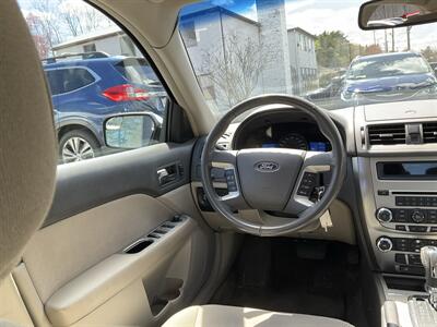 2012 Ford Fusion Hybrid   - Photo 14 - Acton, MA 01720