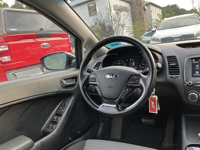 2017 Kia Forte S   - Photo 13 - Acton, MA 01720
