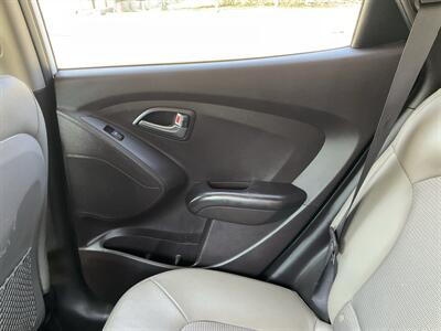 2015 Hyundai TUCSON GLS   - Photo 15 - Acton, MA 01720