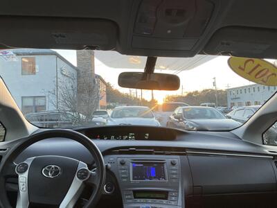 2012 Toyota Prius Three   - Photo 18 - Acton, MA 01720