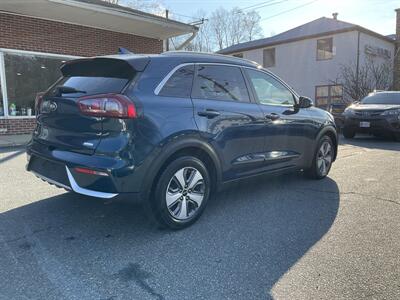 2019 Kia Niro EX - Photo 5 - Acton, MA 01720