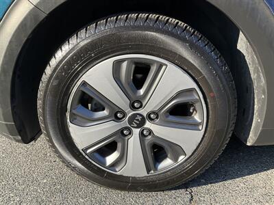 2019 Kia Niro EX - Photo 9 - Acton, MA 01720