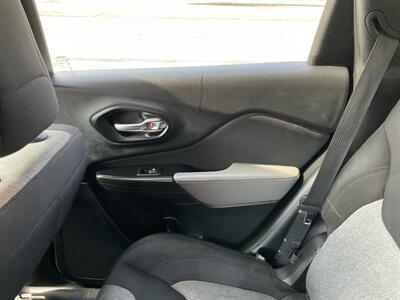 2014 Jeep Cherokee Latitude   - Photo 17 - Acton, MA 01720