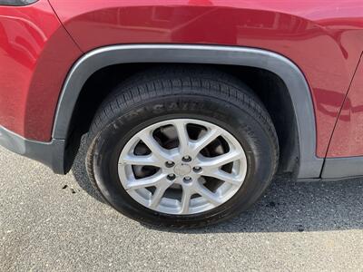 2014 Jeep Cherokee Latitude   - Photo 11 - Acton, MA 01720
