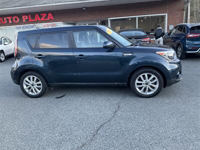 2017 Kia Soul + - Photo 4 - Acton, MA 01720