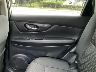 2018 Nissan Rogue SV   - Photo 16 - Acton, MA 01720