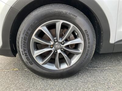 2017 Hyundai SANTA FE Limited Ultimate   - Photo 10 - Acton, MA 01720