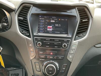 2017 Hyundai SANTA FE Limited Ultimate   - Photo 23 - Acton, MA 01720