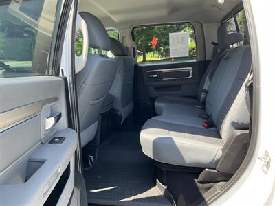 2019 RAM 1500 Classic Big Horn - Photo 15 - Acton, MA 01720