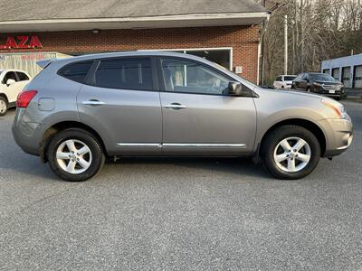 2012 Nissan Rogue S   - Photo 4 - Acton, MA 01720