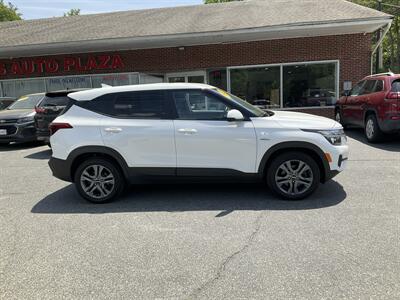 2021 Kia Seltos LX   - Photo 4 - Acton, MA 01720