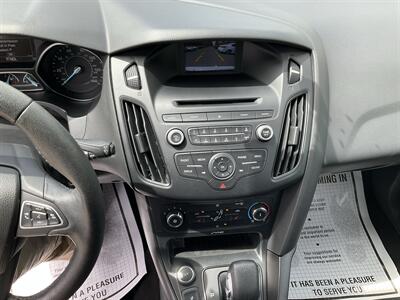 2017 Ford Focus SE   - Photo 31 - Acton, MA 01720