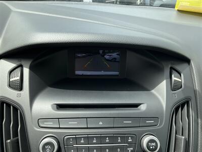 2017 Ford Focus SE   - Photo 32 - Acton, MA 01720