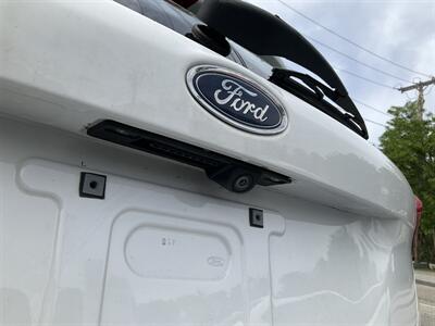 2017 Ford Focus SE   - Photo 10 - Acton, MA 01720