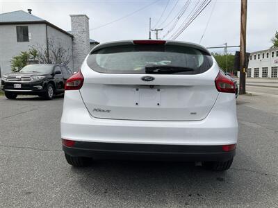 2017 Ford Focus SE   - Photo 6 - Acton, MA 01720
