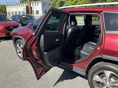 2020 Jeep Cherokee Limited   - Photo 13 - Acton, MA 01720