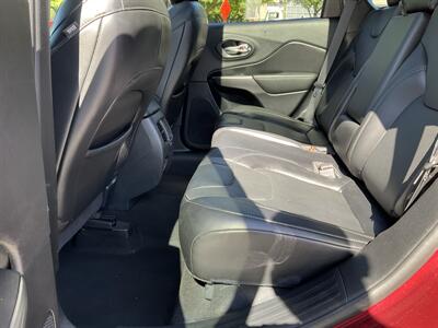 2020 Jeep Cherokee Limited   - Photo 14 - Acton, MA 01720