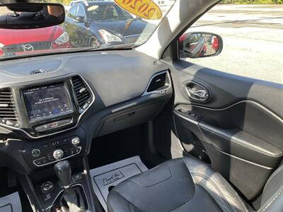 2020 Jeep Cherokee Limited   - Photo 18 - Acton, MA 01720