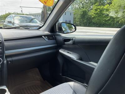 2013 Toyota Camry SE   - Photo 13 - Acton, MA 01720